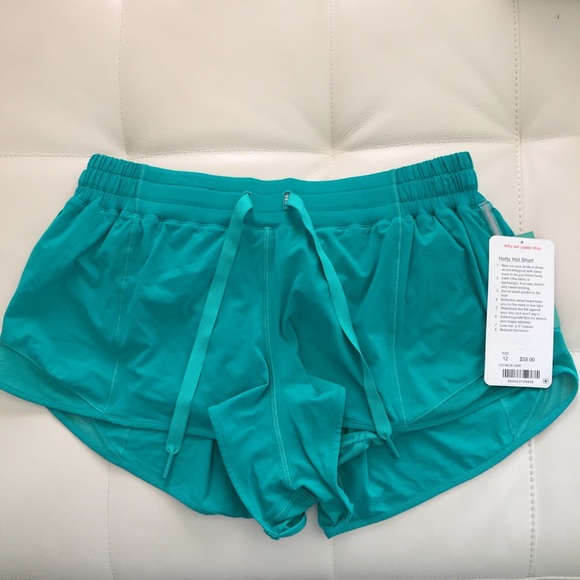 NWT VIRIDIAN GREEN LULULEMON HOTTY HOT SHORT 12 - Picture 4 of 8